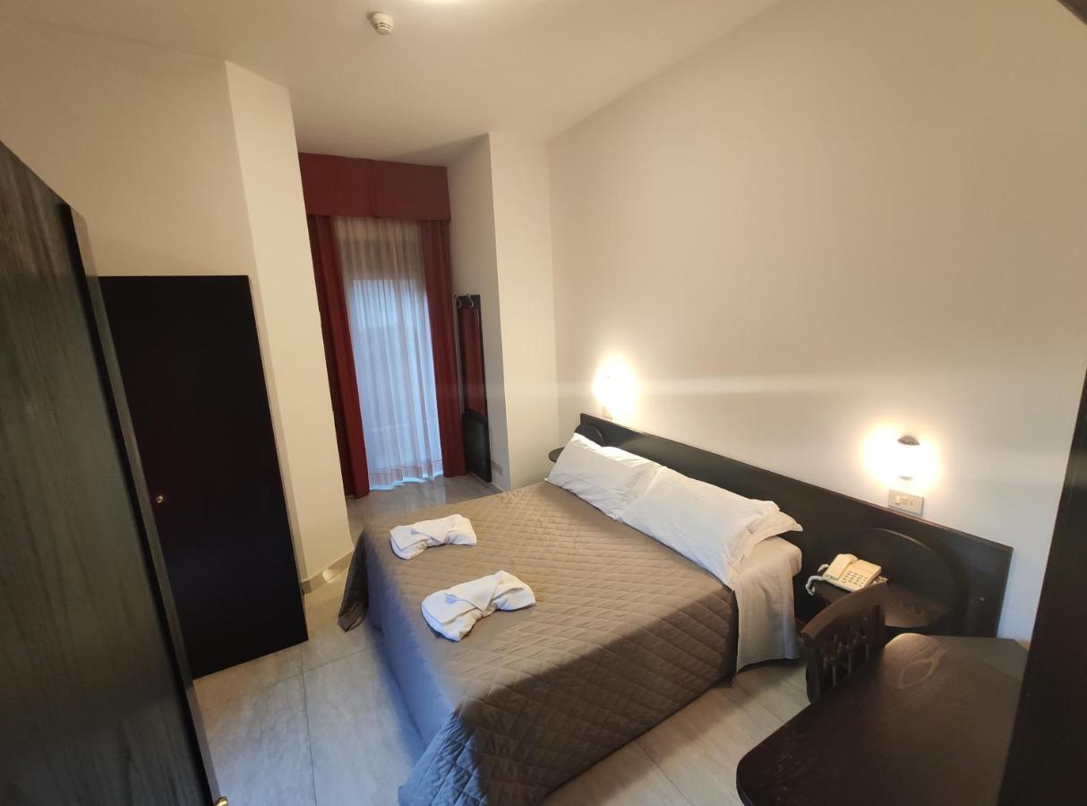 Hotel Memory ريميني المظهر الخارجي الصورة