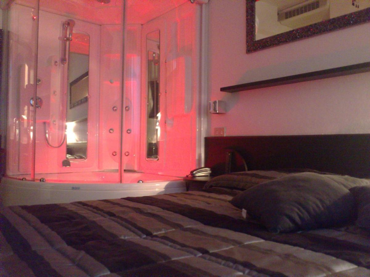 Hotel Memory ريميني المظهر الخارجي الصورة